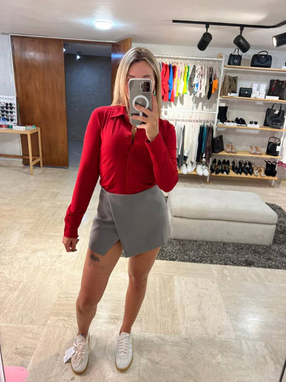Camisa Roja de Botones